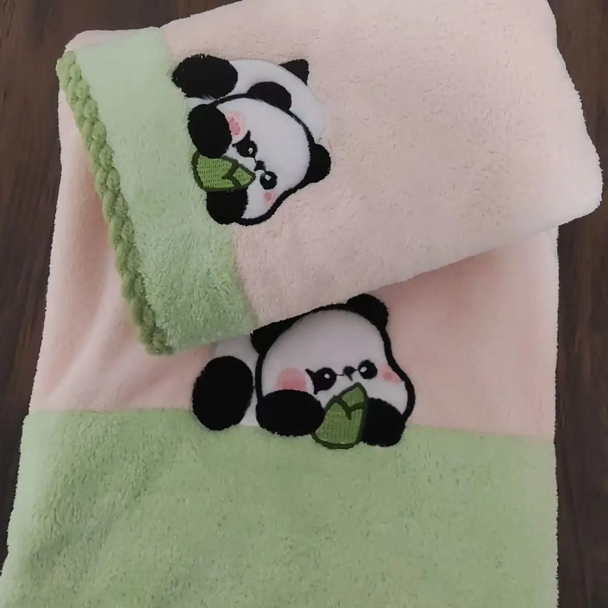 Cute bath towel girl's new style coral fleece thick bath towel with cartoon panda for home use, super absorbent bathrobe