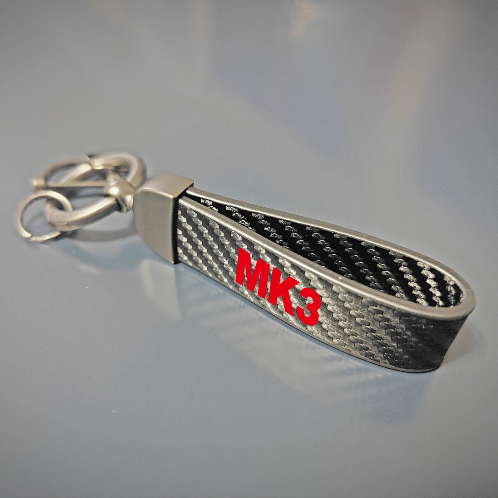 1PCS Carbon Fiber Car Keychain Leather Zinc Alloy Keyring for MK1 MK2 MK3 MK4 MK5 MK6 MK7 MK8 4MOTION TDI TSI Auto Accessories