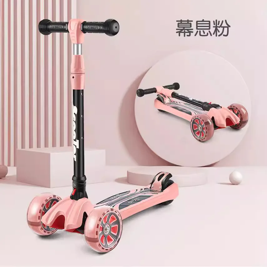 Four-wheel children's scooter wheels, flashing wheels, anti-rollover scooters for ages 2-14 for men and women