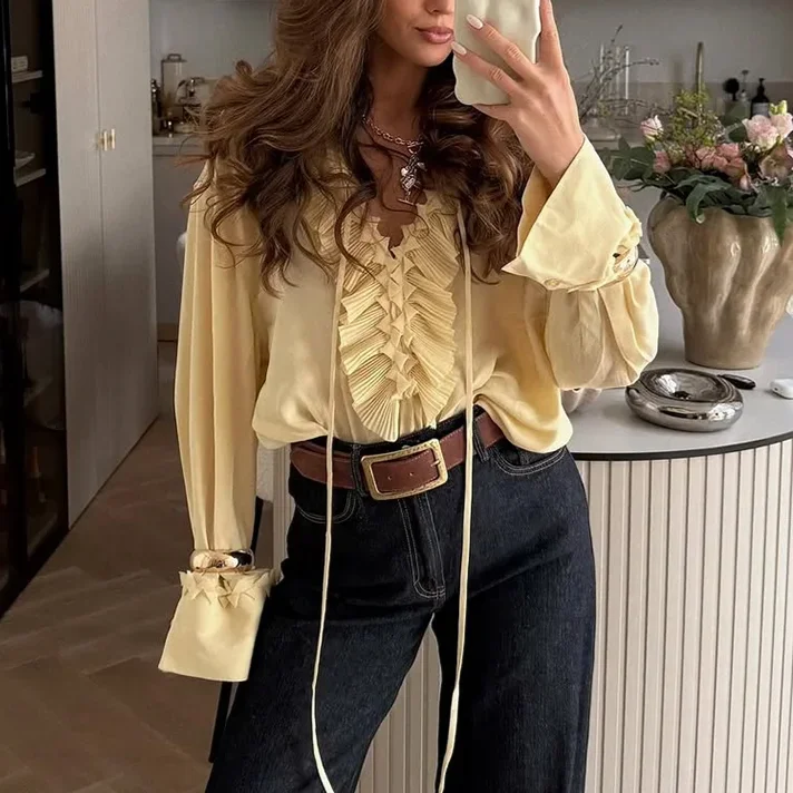 

KONDALA Женская желтая рубашка с маслом, однотонная свободная рубашка со шнуровкой и рюшами, новинка 2025 года, весенне-осенняя модная рубашка для свиданий и вечеринок