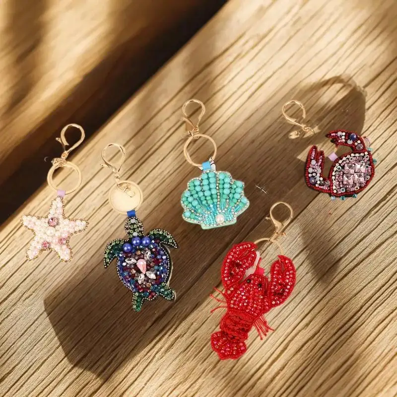 Rhinestone Lobster Beaded Pendant Pretty Hand Sewn Bag Charms Crab Shells Turtle Hanging Rope Patches Applique Bag Lanyard
