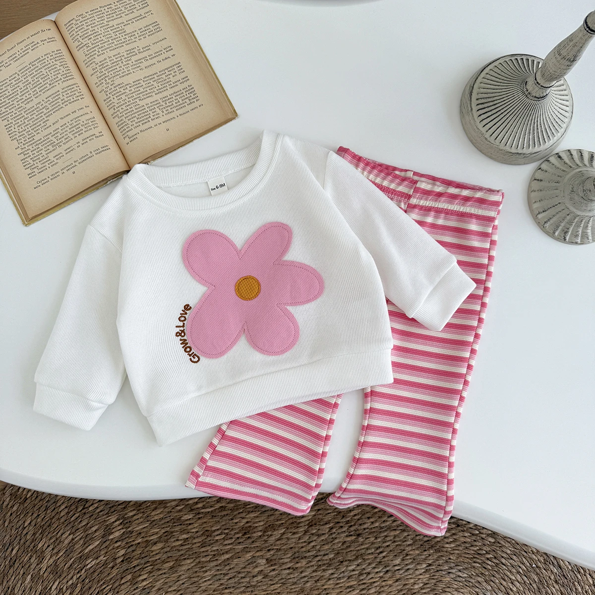 Korean Style Baby Boys Girls Clothes Set Spring Autumn Pink Flower Patch Tracksuit Top Stripe Pants Leisure Vacation Outfit 2Pcs