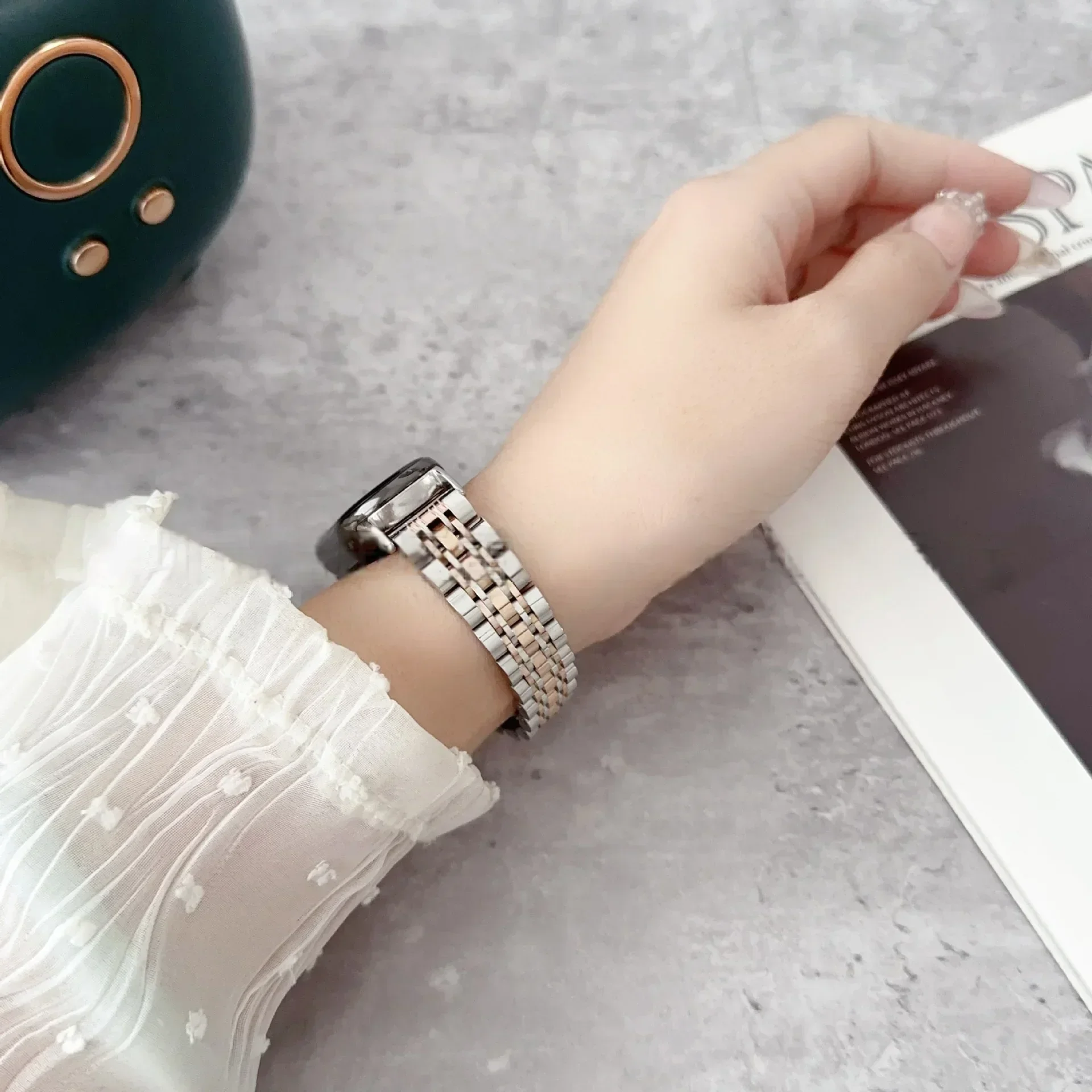أشرطة لسوار Mi Band 8 الذكي مع أداة إزالة الارتباط، حزام معصم معدني لسوار ساعة Xiaomi Mi Band 8 للرجال والنساء