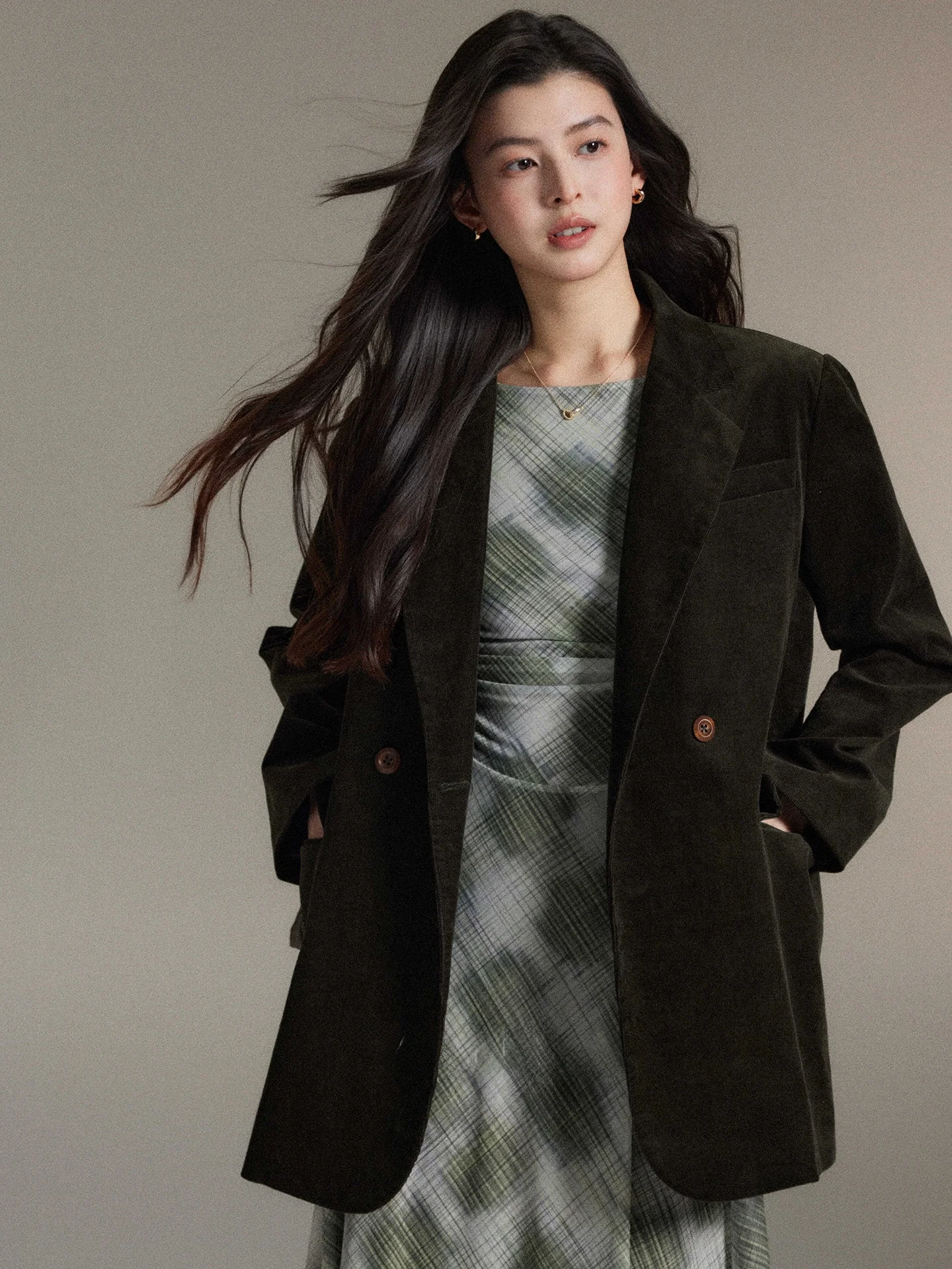 

Ele Olive een Corduroy Suit Jaet Women's Premium Vintage Sle Commute Casual Faion Design by Er Yang Design