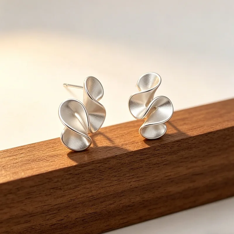 Cream Flower Ruffled Edge Studs - Unique Design 925 Sterling Silver Jewelry Geometric Leaf Ruffle Skirt Stud Earrings 3973