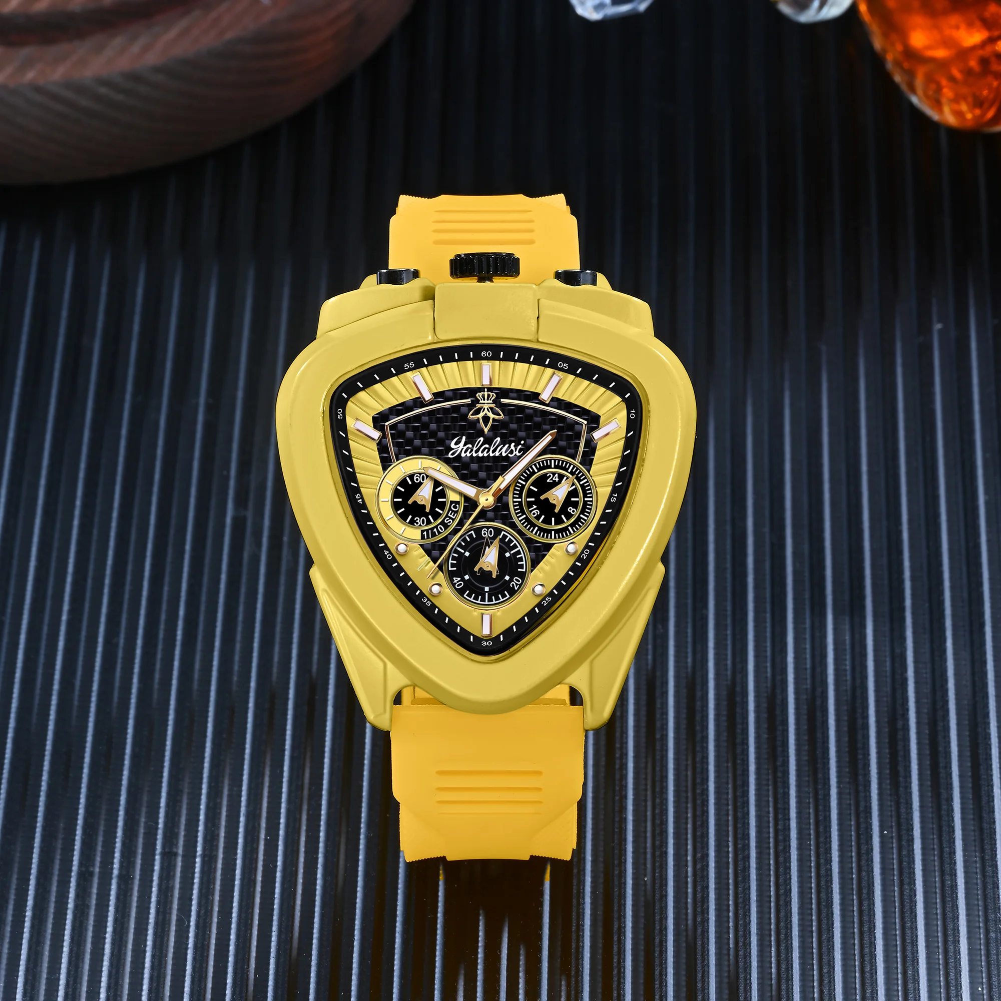 YaLaLuSi Men's Watch: Water-Resistant Quartz Bracelet Watch with Triangular Dial, Mechanical Dial, Gift Watch for Boys - Image 2