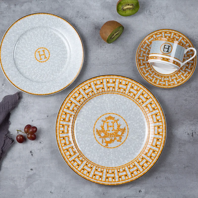 

Модное и модное украшение тарелки для стейка, тележка с конским рисунком, блюда в западной кухне, тарелки, чашки для кофе и чая.