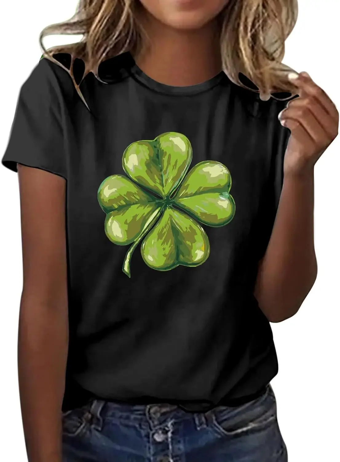 Saint Paddy's T-Shirt Trendy Green Clover Crew-Neck Blouse Tops Cute Graphic Print Short Sleeves Blessed and Lucky T-Shirt