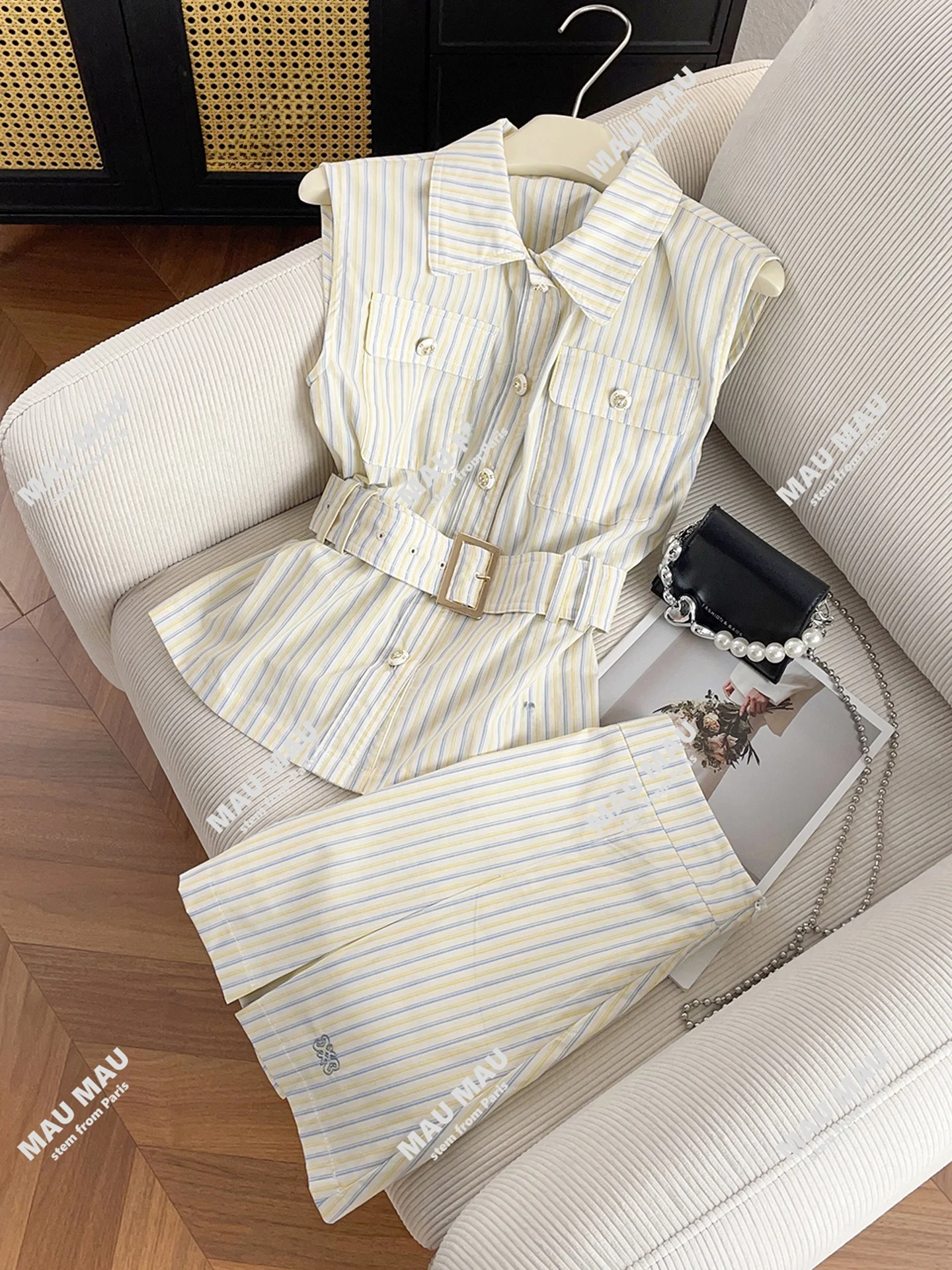 

Высококачественный летний жилет в полоску с открытым верхом и ботом, женский ансамбль из полиэфирного волокна, одежда на пуговицах...