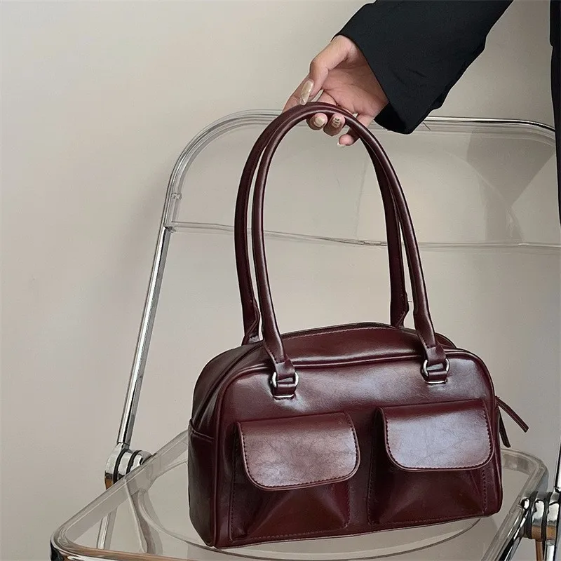 

2025 Indie Underarm Tote BagRetro Minimalist Shoulder Purse Spacious Work Commuter PU Leather Laptop Bag Beige Black Tote