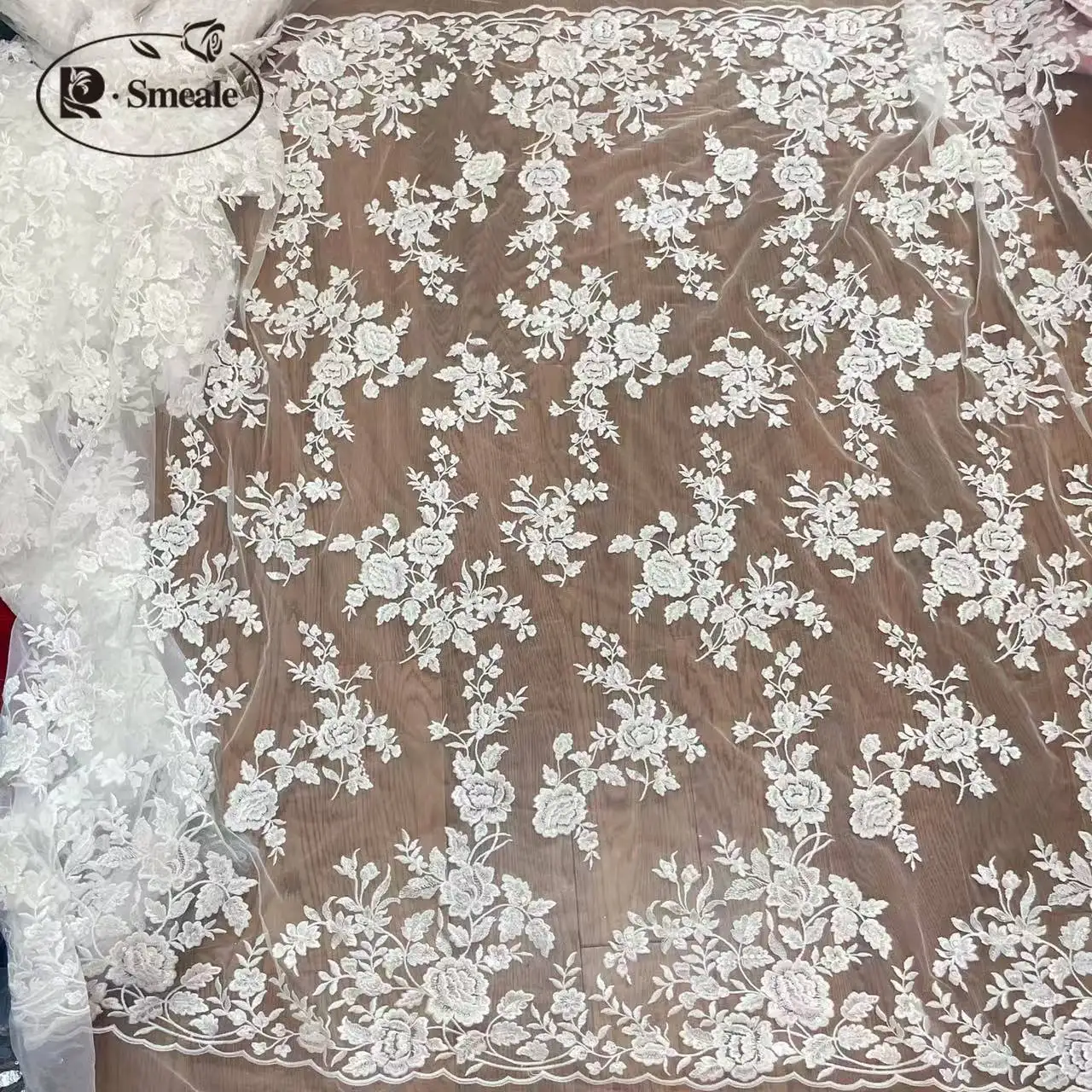 Französischer bestickter Spitzenstoff, schöne Blume, romantische Hochzeitspailletten, DIY-Kleid, RS2508172 – Detail 2