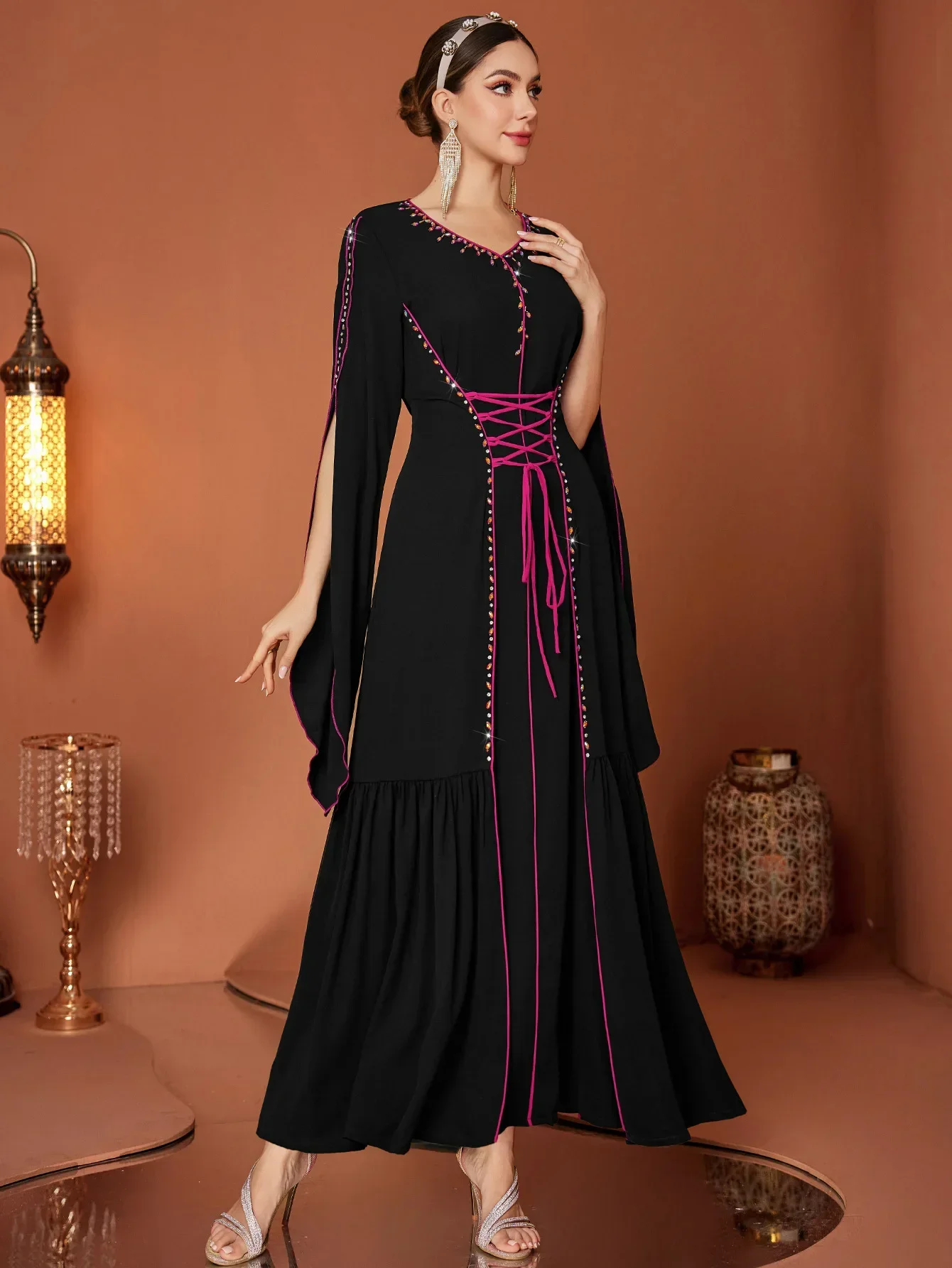 

Мусульманское платье Ид, женское платье Абая, великолепное, сшитое вручную, с бриллиантами, длинные платья, вечерние платья, Джалабия, Рамадан, Дубай, халат 2026