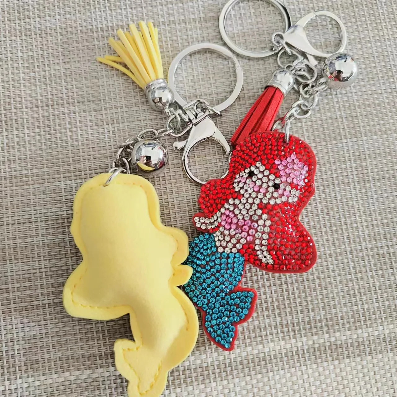 Disney cartoon sirena diamanti portachiavi carino borsa anime e ornamenti pendenti regali di compleanno per donne Europa e America