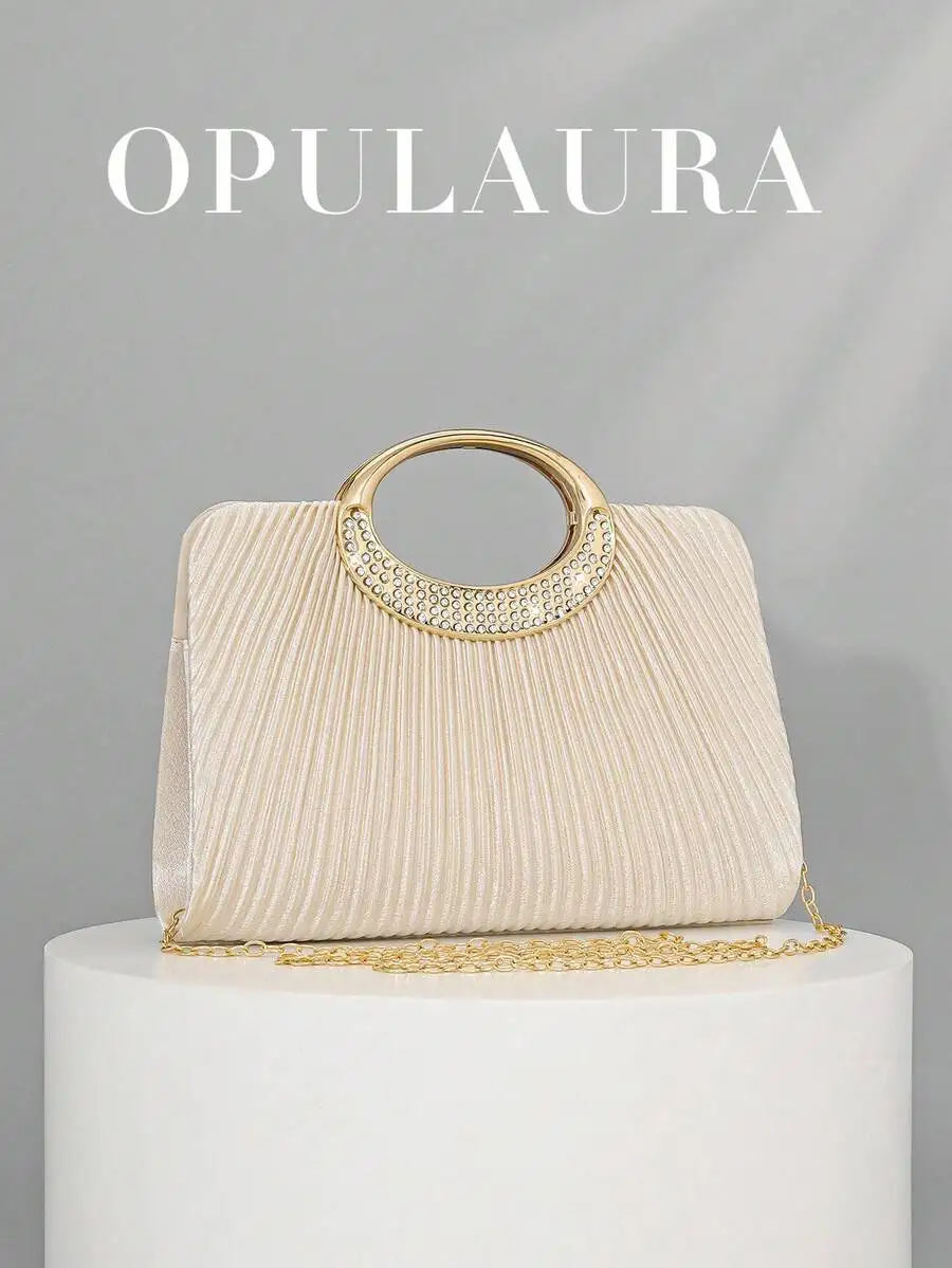 

Элегантный плиссированный атласный вечерний клатч с ручкой-кольцом, украшенной кристаллами