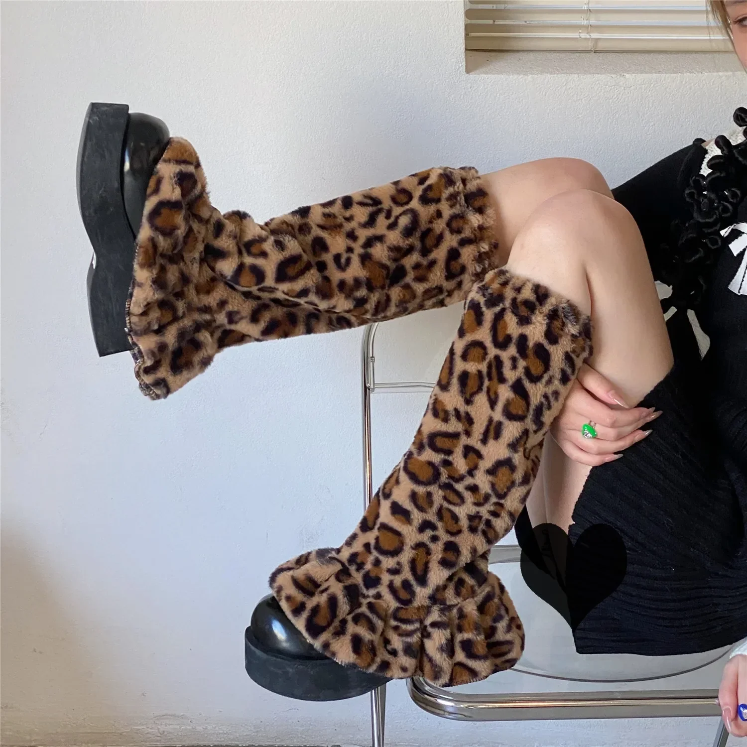 PINK Leopard Fur Leg Warmers Warm Thickening Plush Leg Socks Cover Y2K Winter Leggings Calf Socks Japanese JK Lolita Boot Cuffs