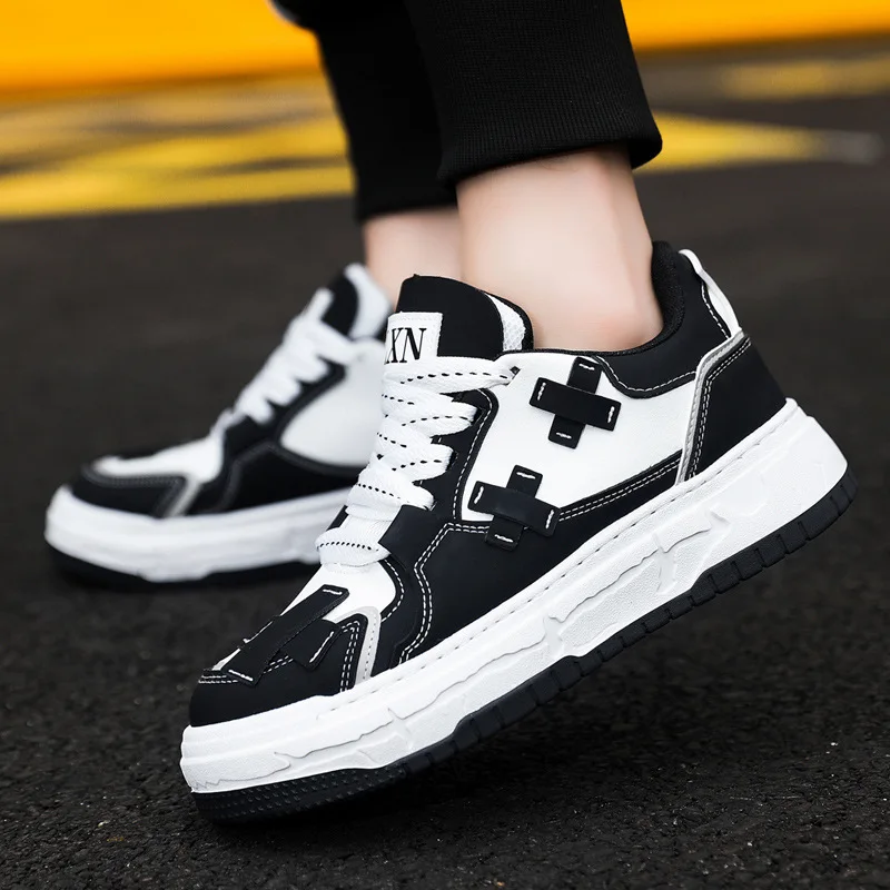 Nuevas Zapatillas planas informales ligeras de lujo para hombre, Edición coreana, Zapatillas deportivas de fondo grueso de elevación alta, Zapatillas Deportivas