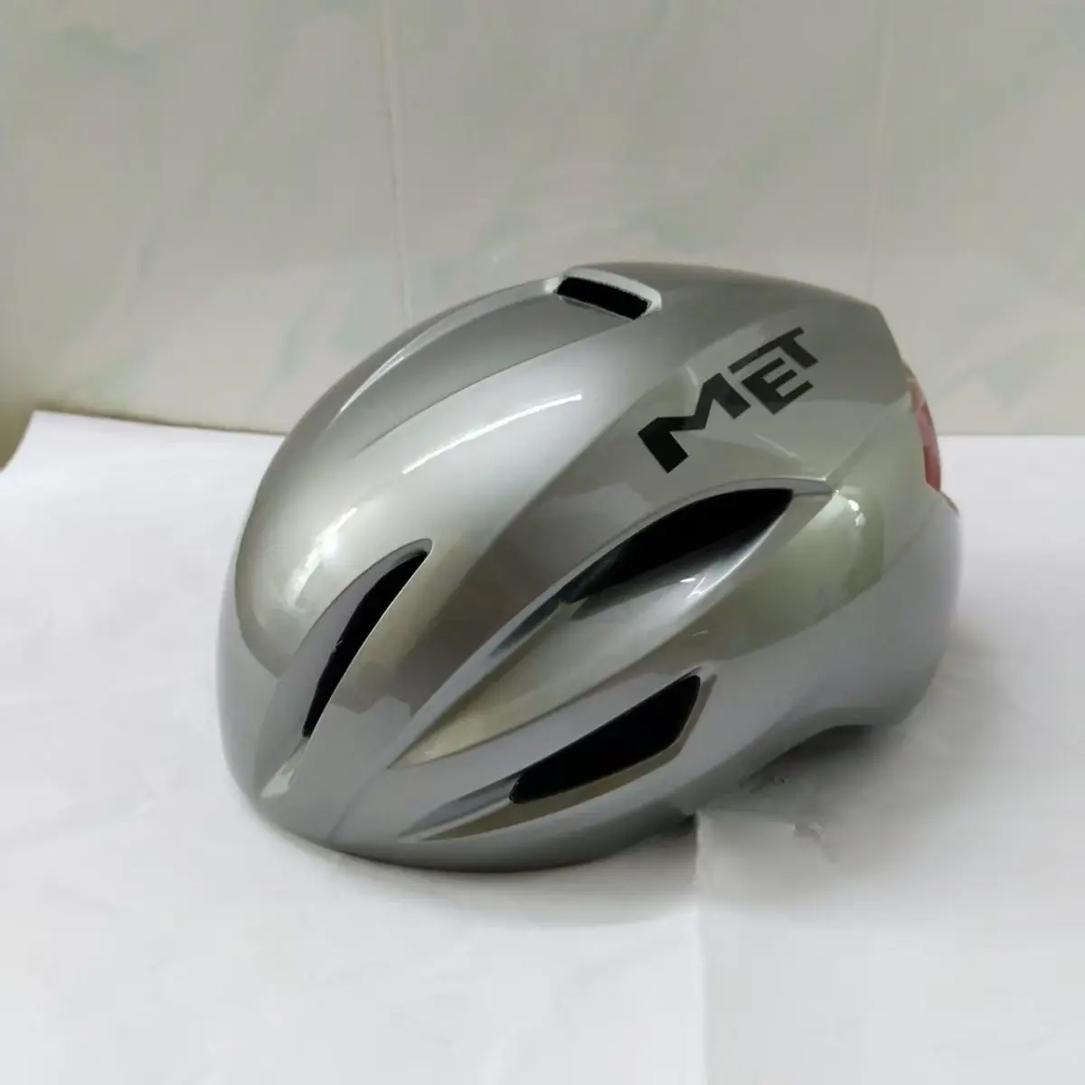 

Italian Cycling Helmet 25 Team Styles Unisex Bike Safety Gear Impact Resistant Lightweight