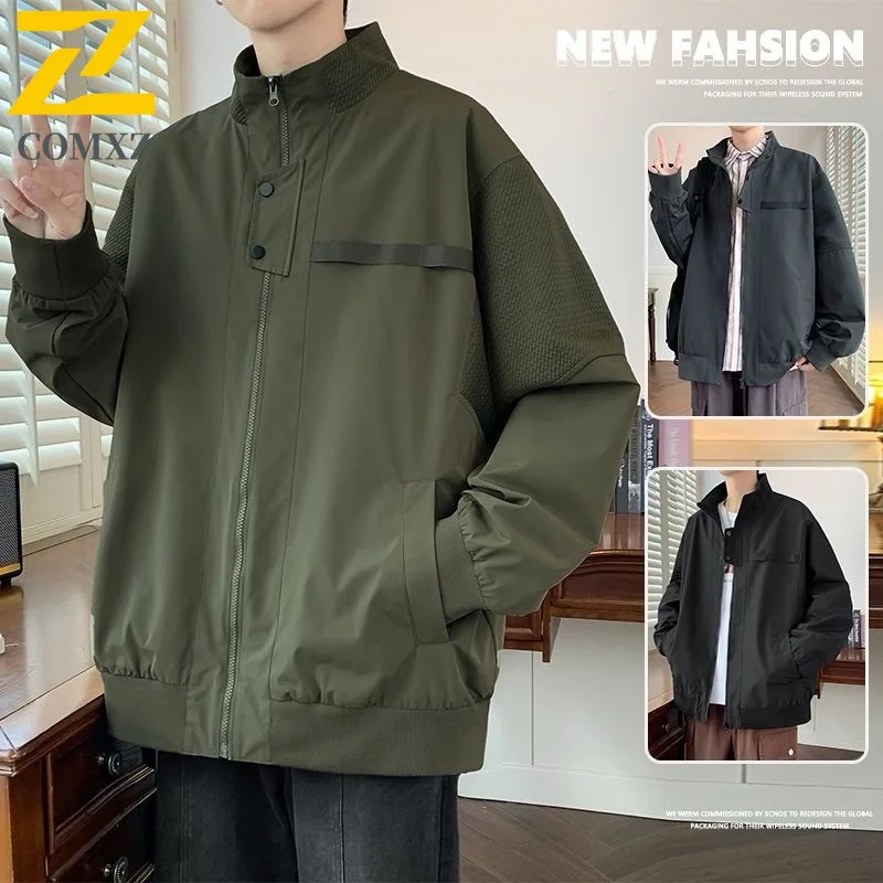 

COMXZ Мужская куртка премиум-класса с воротником-стойкой, удобная куртка для приключений на открытом воздухе, однотонный дизайн, дорожное ветрозащитное осеннее пальто