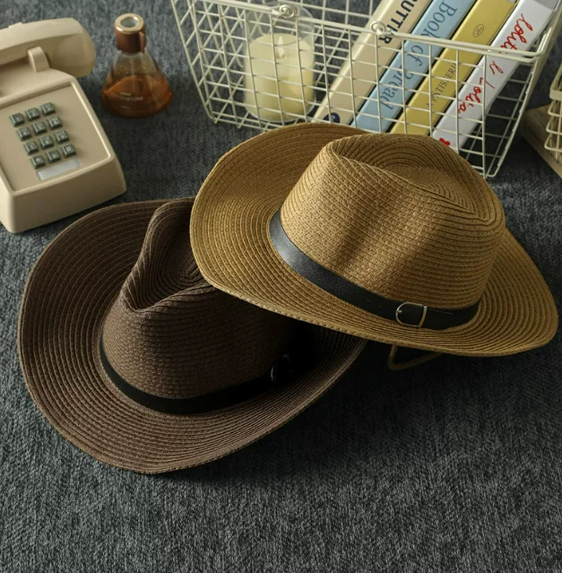 The new straw hat is a foldable summer sun hat suitable for both men and women, paired with a large head woven straw outdoor hat