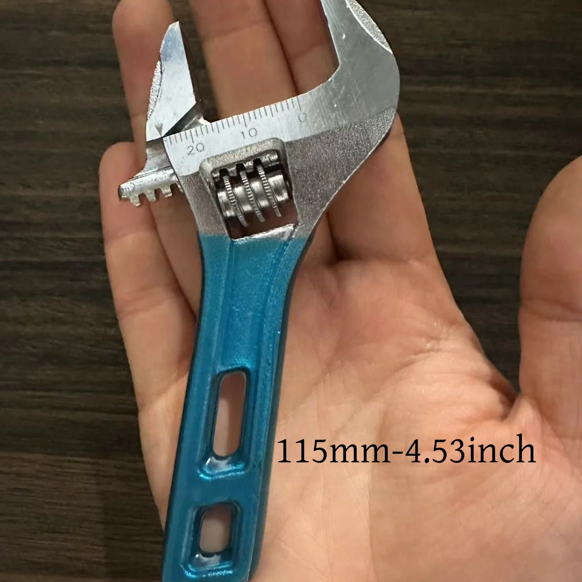 Adjustable Wrench Large Opening Short Handle Mini Monkey Spanner Laser Scale Rubber Wrapped Key Plumbing Pipeline Bathroom Tools