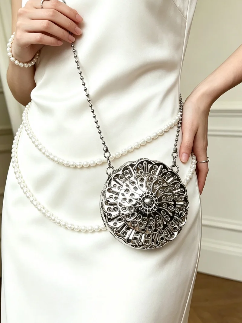 Fashion retro sweet cool style silver metal iron sheet bead diagonal cross bag with circular hollow design chain shoulder bag