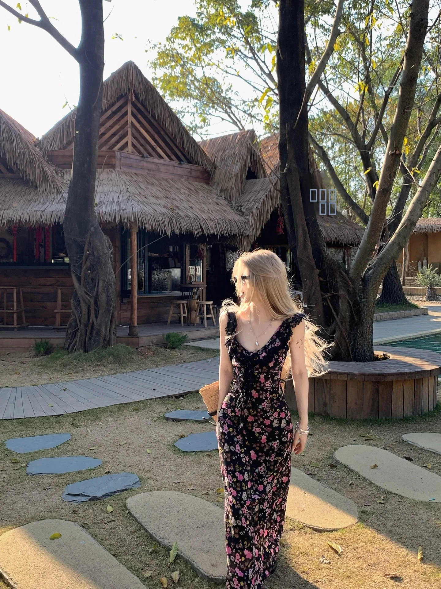 

Spring 2026 New Sle Women's ter Dr Floral Print V-Ne Beachside Casual Slim Fit H-Line Polyester Fiber Svel Dr