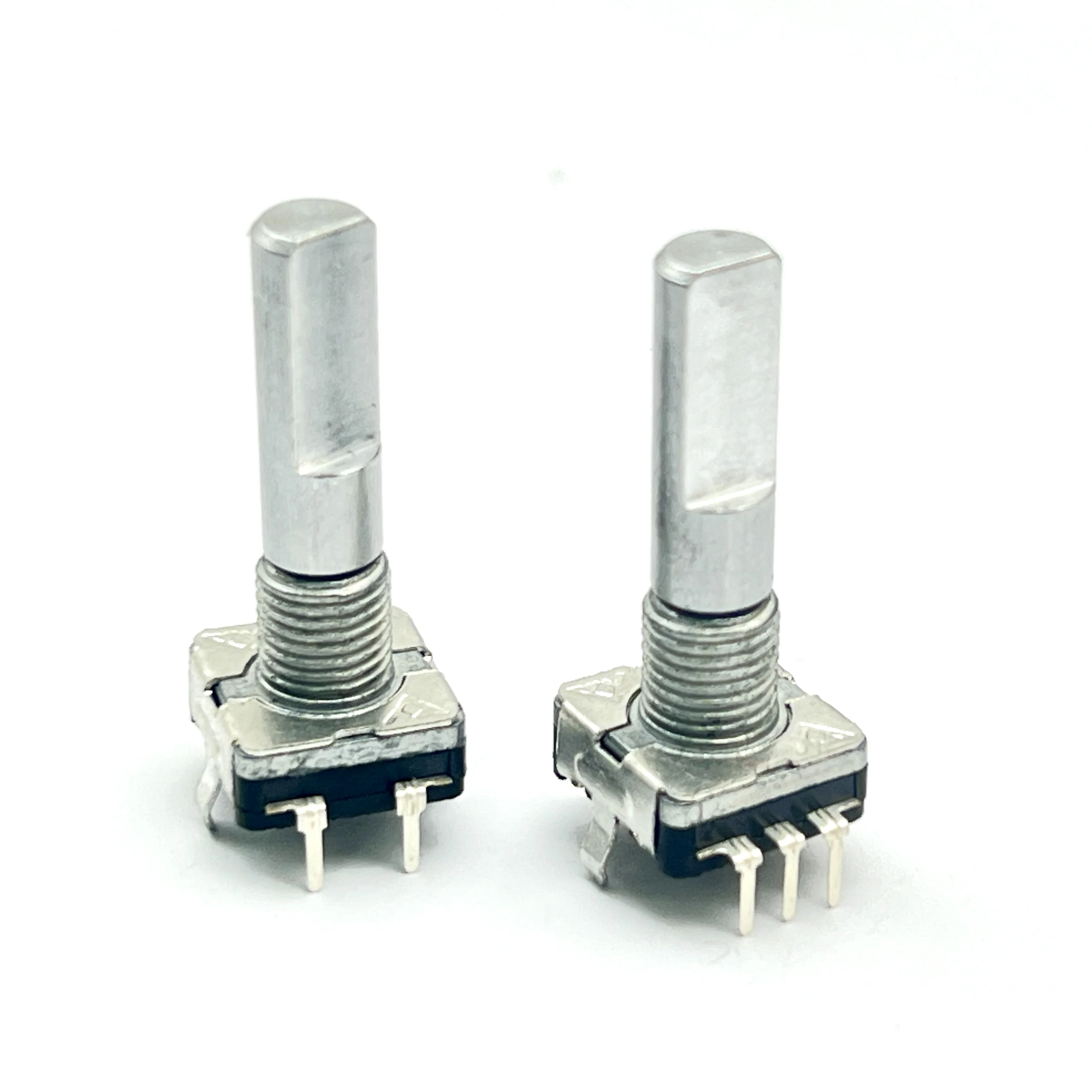 2 pieces EC11 encoder, 16-position digital pulse, 360-degree rotation with push-button handle, length 25mm