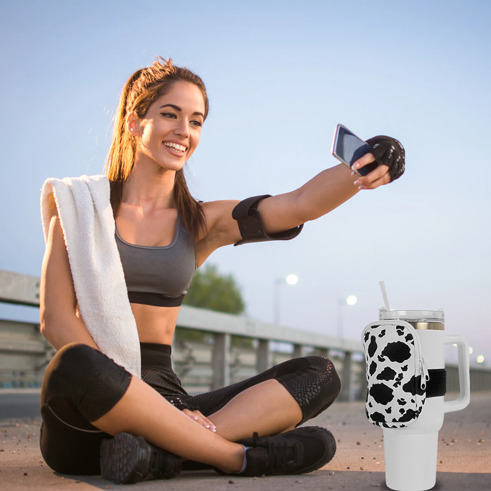 Kantong botol air Tumbler tas kompatibel Aksesori Gym pergelangan tangan Neoprene untuk Wanita Pria Olahraga genggam Caddy dapat disesuaikan 40oz 30oz