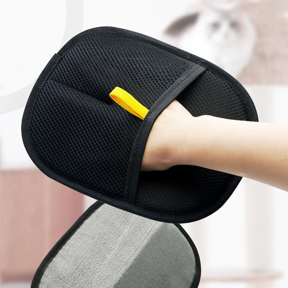 Thumbnail 2 - #7 Best Cat Deshedding Brushes to Buy In 2026