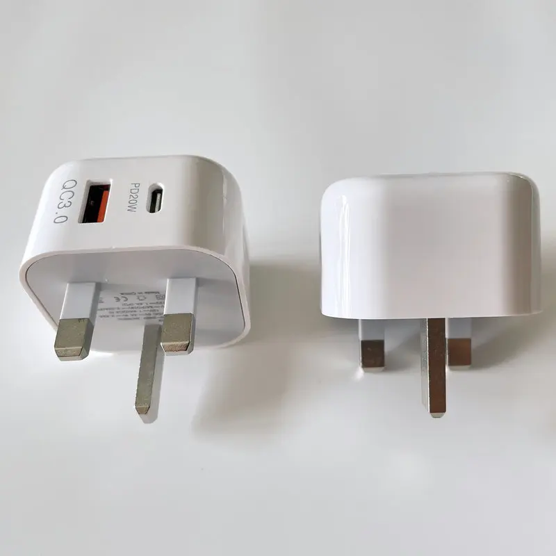 Suitable for iPhone charging head dual port output 12w fast charging head suitable for Apple UK standard charger