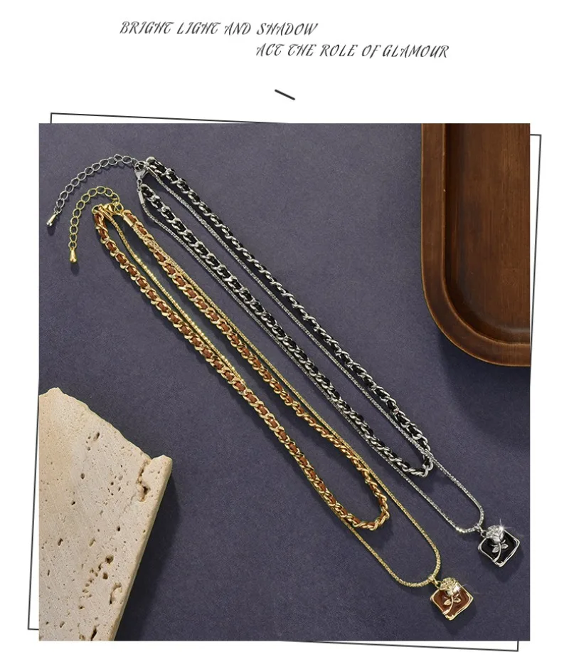 

The high-end rose photo frame pendant necklace is a rebellious angel fabric necklace for women