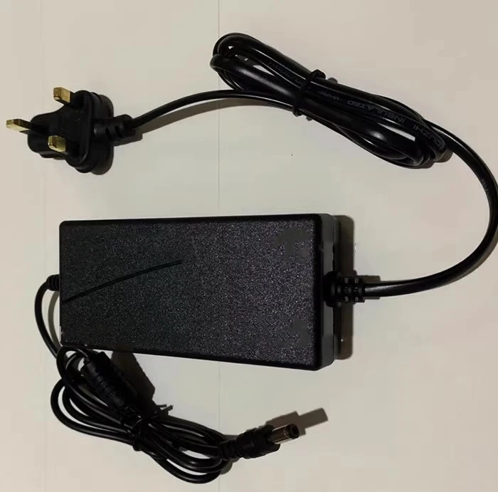 

‌UK Plug AC 230V to DC 12V 1A/2A/3A/4A/5A/6A Power Adapter with Overload Protection for LCD Monitor, CCTV & LED Displays