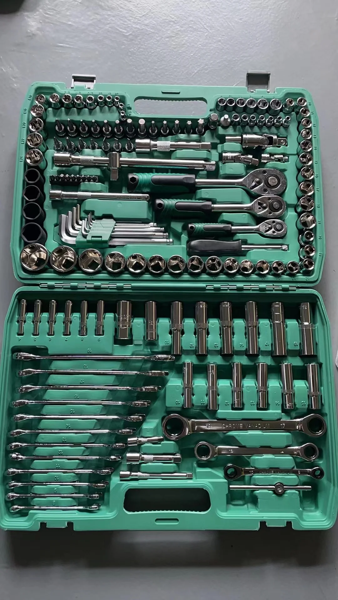 wrench set hardware tools 151 piece CR-V hand tools set box car repair tools