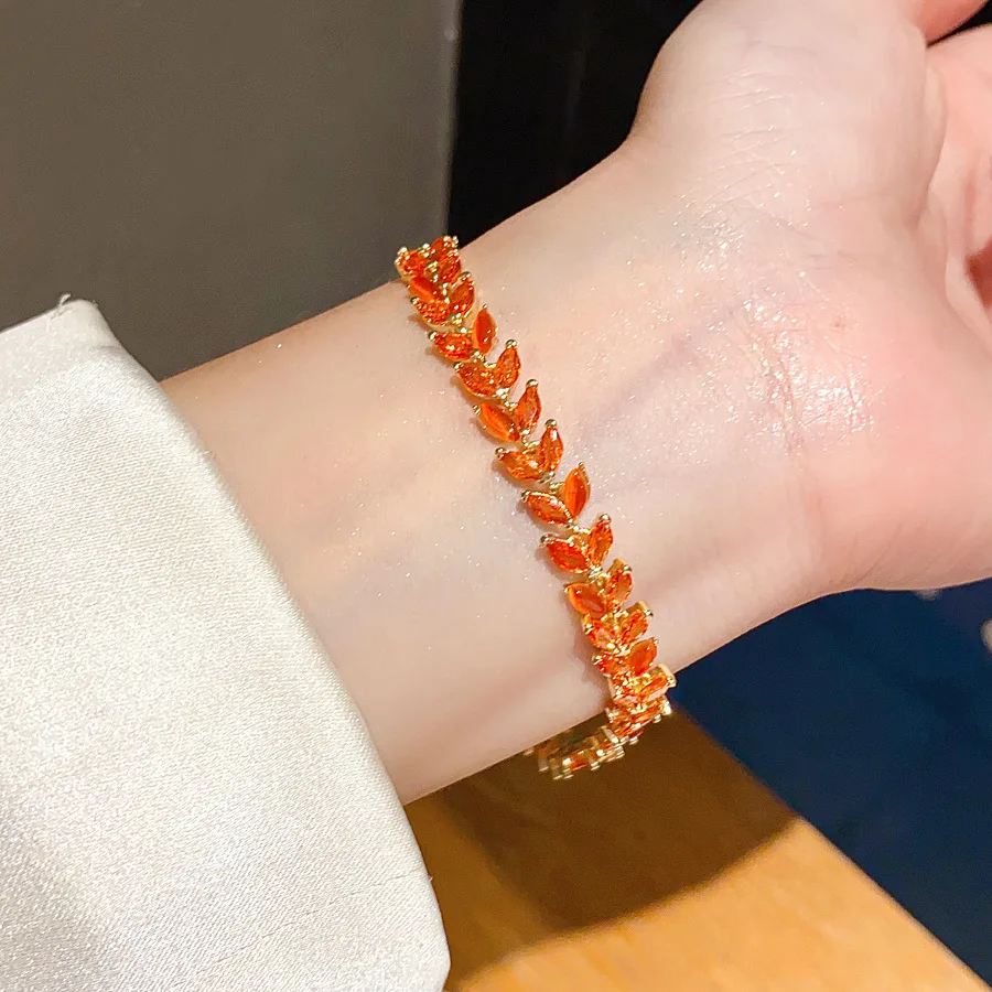 

Flower Pendant Bracelet & Bangle - Stylish Delicate Versatile Elegant Office Jewelry for Women Fashionable Daily Wear Handpiece