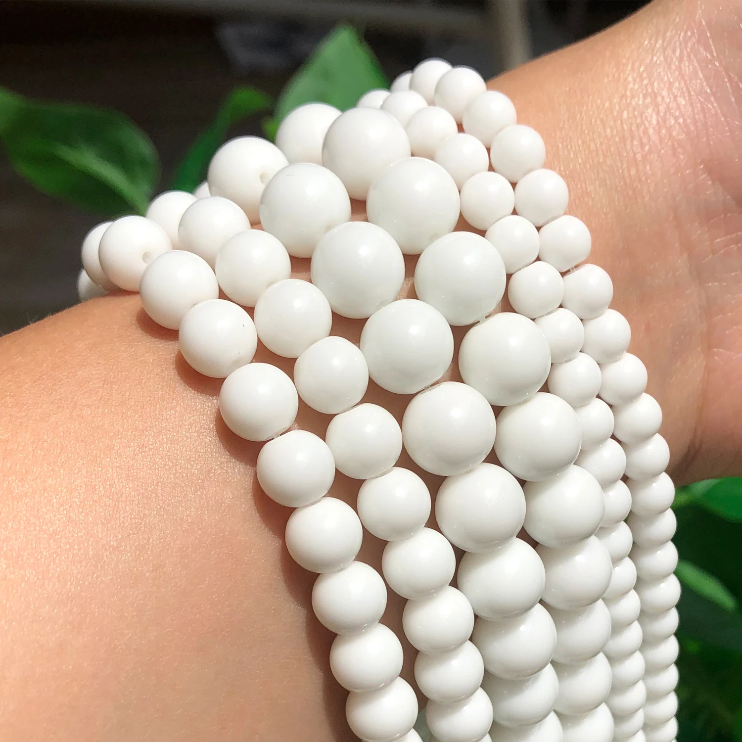 Wholesale Natural Tridacna Stone White Round Chalcedony Stone Loose Beads for Jewelry Making Diy Bracelet 4 6 8 10 12MM 15.5\