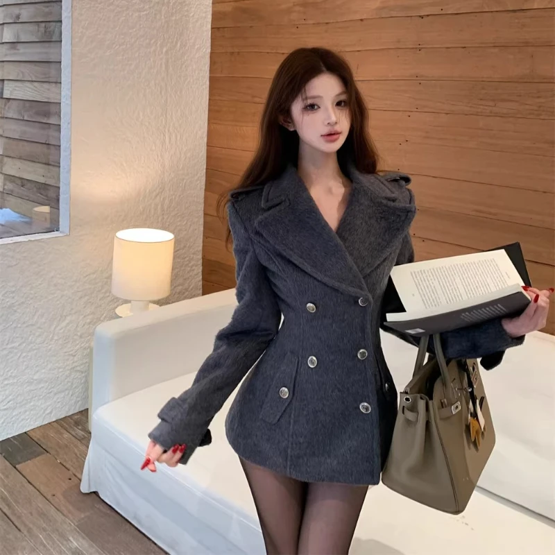 Original Design High-End Elegant Woolen Women's Blazer Winter New Vintage Gray Double-Breasted Thickened Padded Jacket Ladies