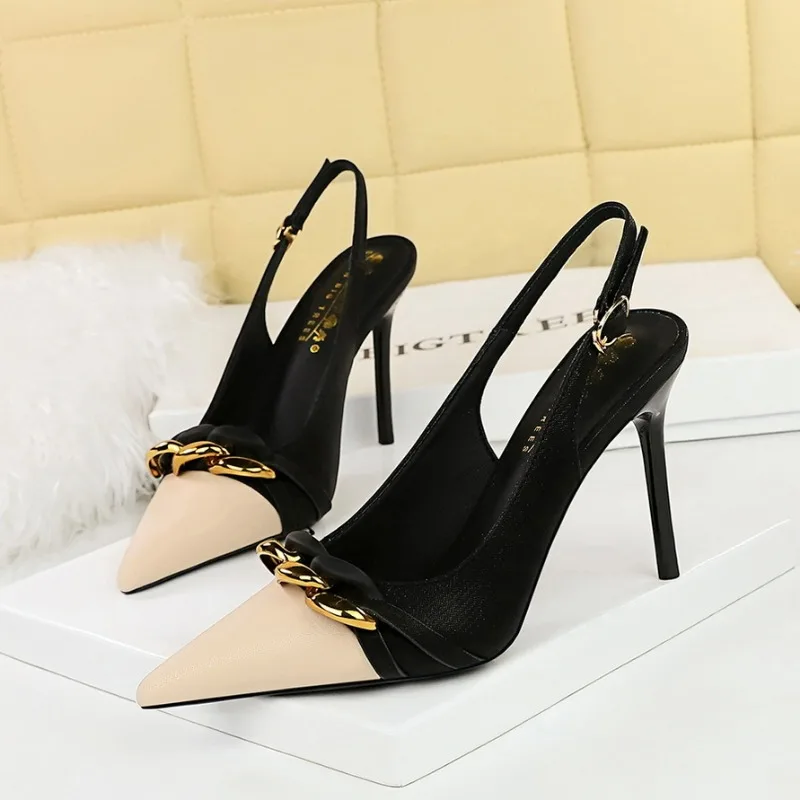 حذاء مثير بإصبع مدبب للنساء ، كعب رفيع ، رباط ظهر ، مضخات مكتبية احترافية ، ديكور معدني ، PU ، من من من الخارج