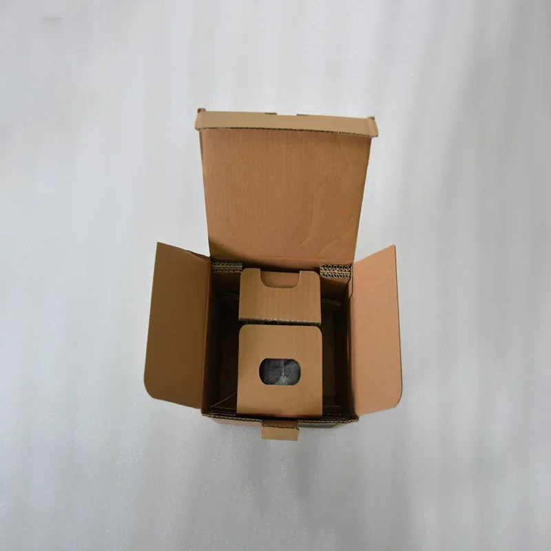 

Оригинальный преобразователь частоты переменного тока FR-E720S-2.2K-CHT