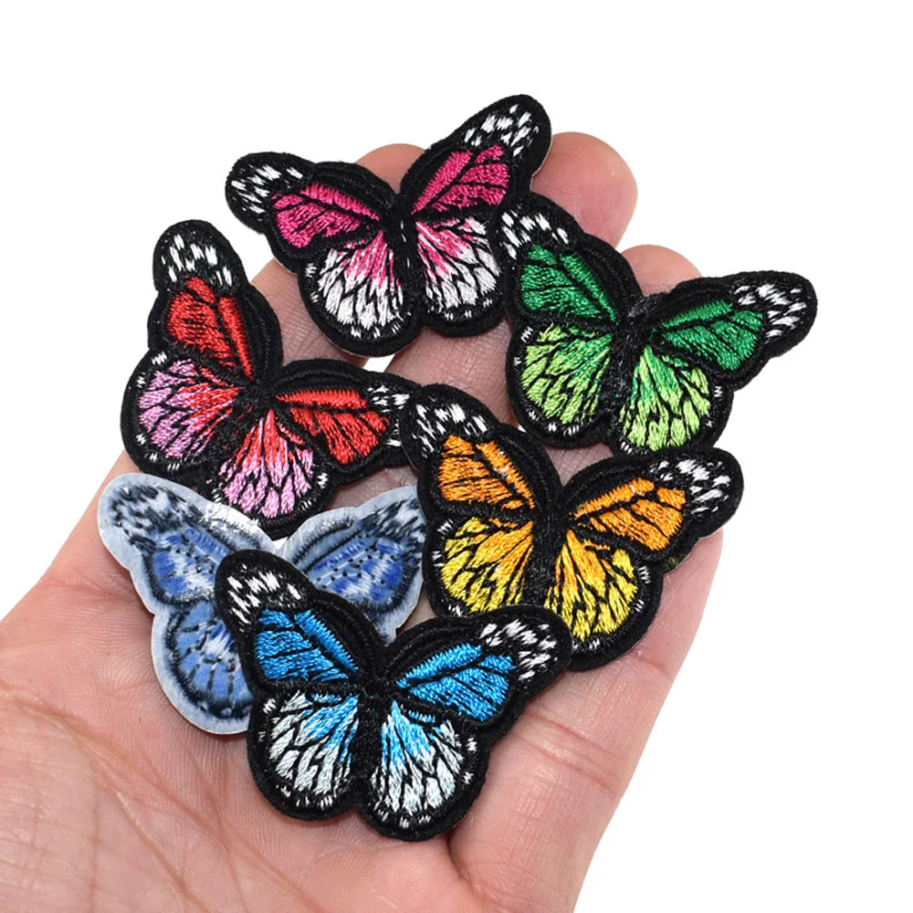 งาน DIY สำหรับกระเป๋าผ้า เสื้อยืด เครื่องแต่งกาย งานเย็บปักถักร้อย ป้ายติดเสื้อ ป้ายรีดติด แพทช์ติดเสื้อ สติ๊กเกอร์รีดร้อน แพทช์ติดเสื้อ