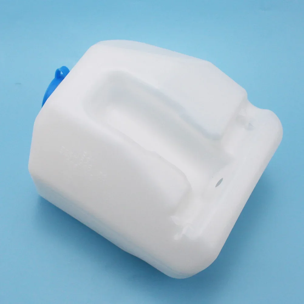 Car accessories Windshield Washer Fluid Reservoir Tank 321955453 fit for VW Golf Rabbit Cabriolet Scirocco MK2 for Santana 99-06