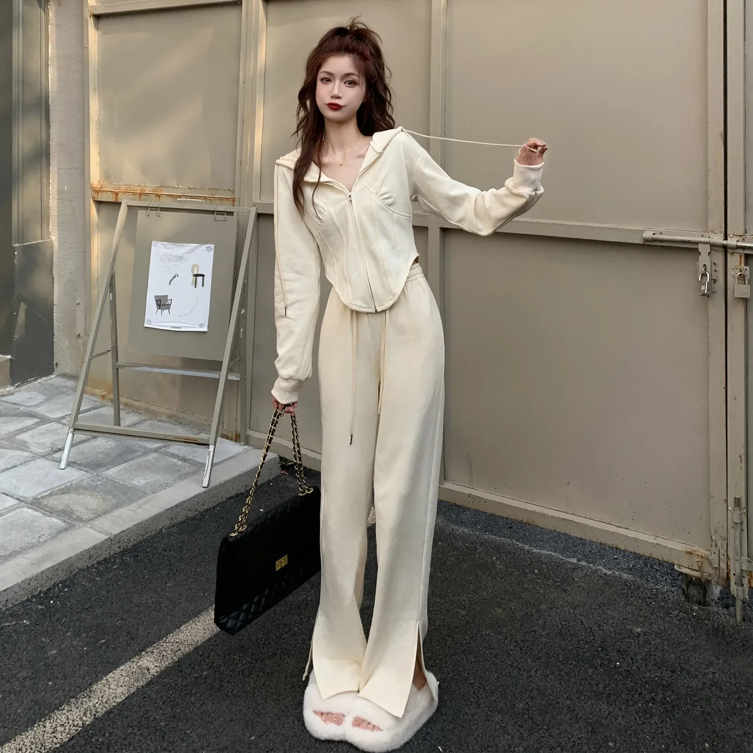 New  Early spring age-reducing casual two-piece retro Y2k fashion milk fragrance hooded sweater and slit pants suit women