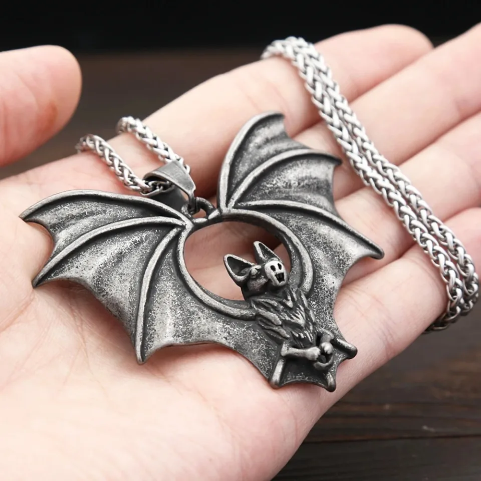 Vintage Black Bat Pendant Necklace For Men 316L Stainless Steel Punk Hip Hop Animal Necklaces Party Jewelry Gifts Dropshipping