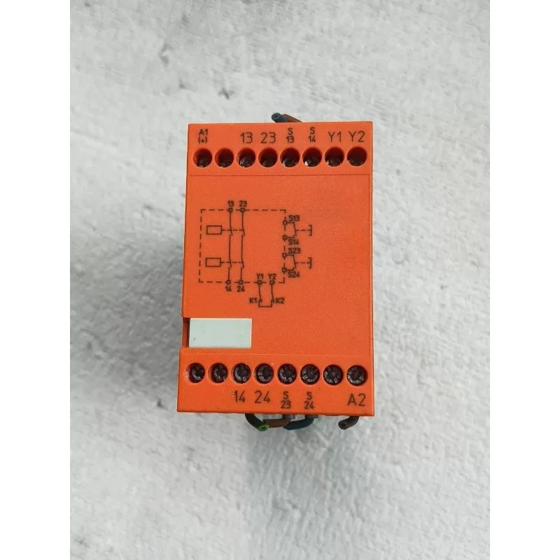 BD5980N.02 Safety Relay DC24V Disassembled Nearly New Fully Functional for Industrial Automation CNC Machine Distribution Box