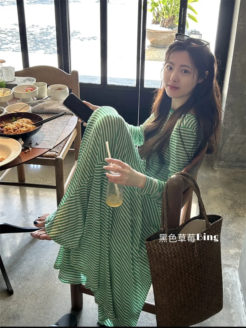 Korean Chic Green Striped Backless Long Sleeved Dress for Women's Summer Retro Lazy Style Loose Fitting Dresses Female Clothing