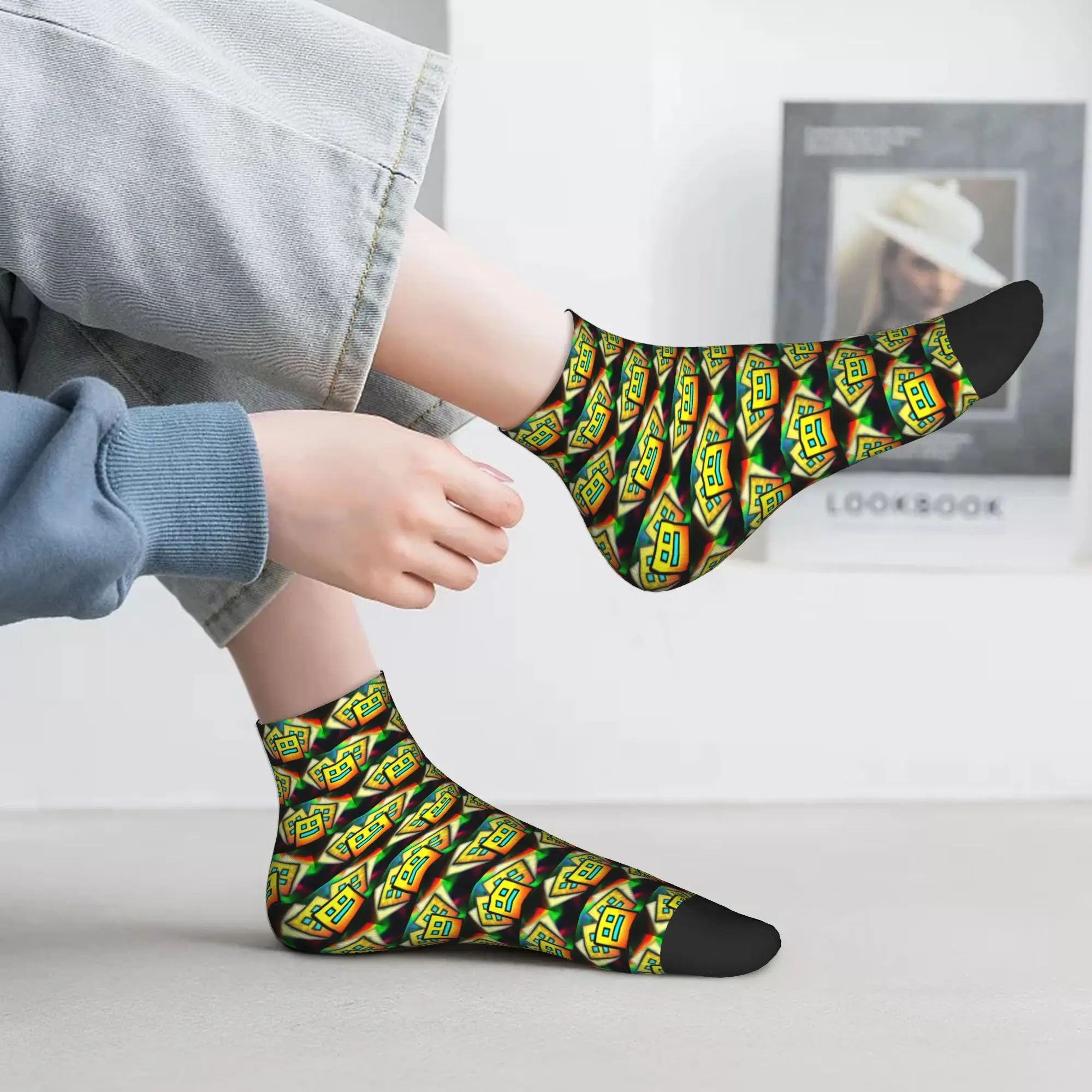 Calcetines de tablero geométrico de videojuegos, medias Harajuku de alta calidad, calcetines para todas las estaciones, accesorios para regalos de Navidad para hombre y mujer