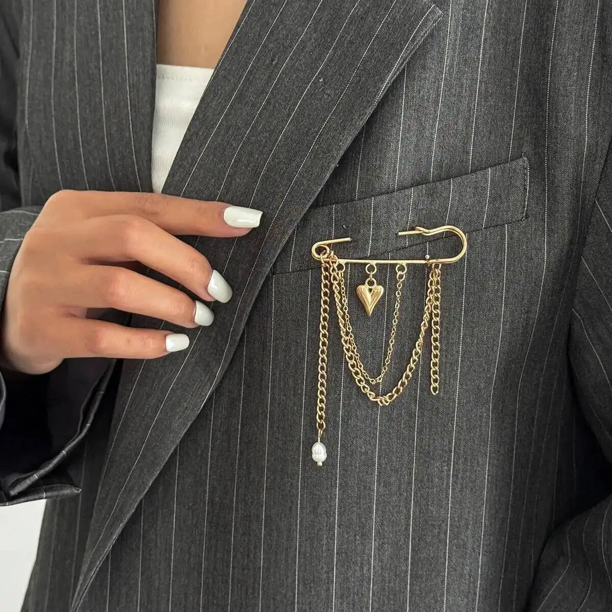 KunJoe Versatile Golden Love Heart Pendant Brooches for Women Fashion Metal Tassel Collar Brooch Pins Clothing DIY Accessories