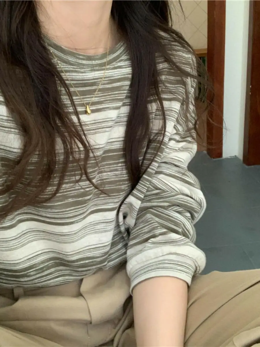 

Women's Striped round Ne Long Sve T-irt Loose Fit Autumn 2023 New Design Trendy Student Top Comfortable Sle Commute Pattern