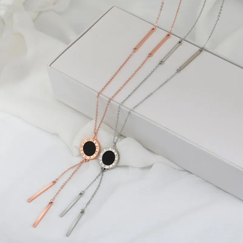 

Tassel long necklace, geometric round digital necklace for women, a fashionable and versatile accessory for autumn and winter