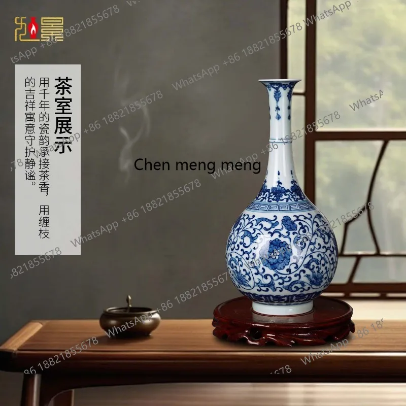 

Jingdezhen ceramic vase hand-painted blue and white porcelain vase Chinese living room entrance decorative ornament