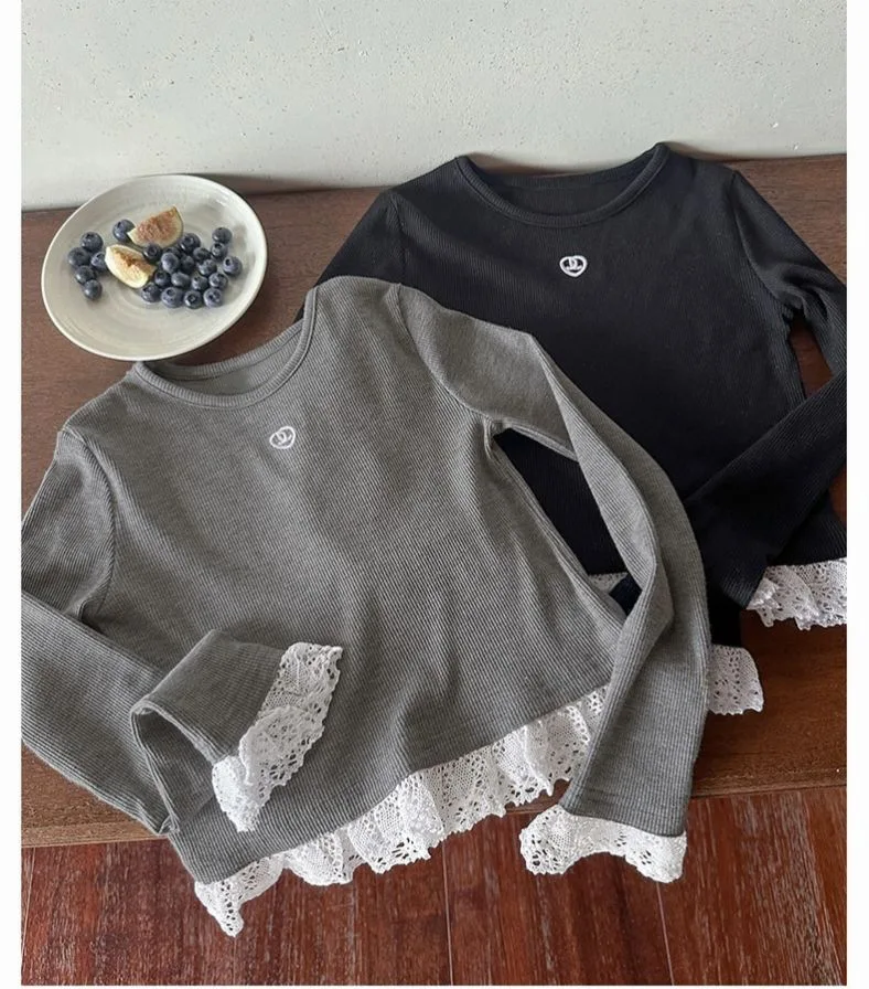 Kinder Herbst Baumwoll-T-Shirt Baby Mädchen Langarm Freizeitkleidung T-Shirts Kinder Einfarbiges Oberteil mit Spitzenrand-Dekoration für 1-10 Jahre – Detail 4